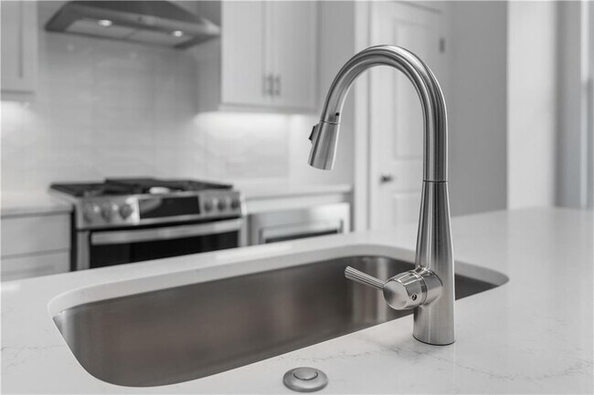 Foto del edificio - 5430 Howington Ct