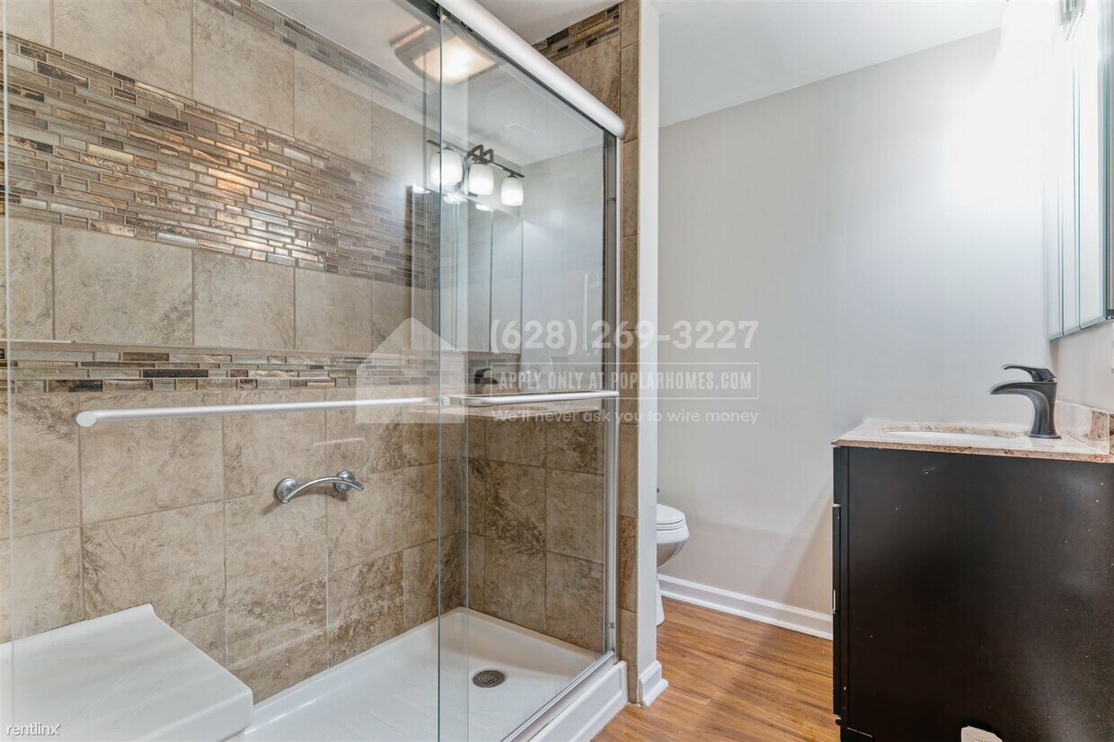Primary Photo - 3 br, 2 bath House - 811 Carriage House Ln -