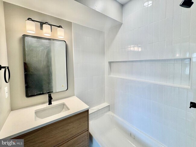Foto del edificio - 1802 11th St NW