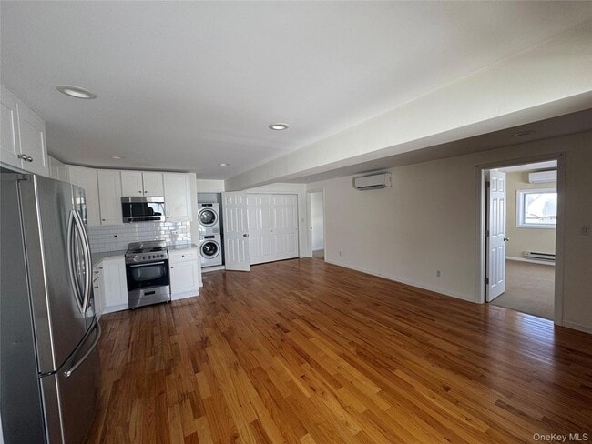 Photo - 505 S Main St Apartment