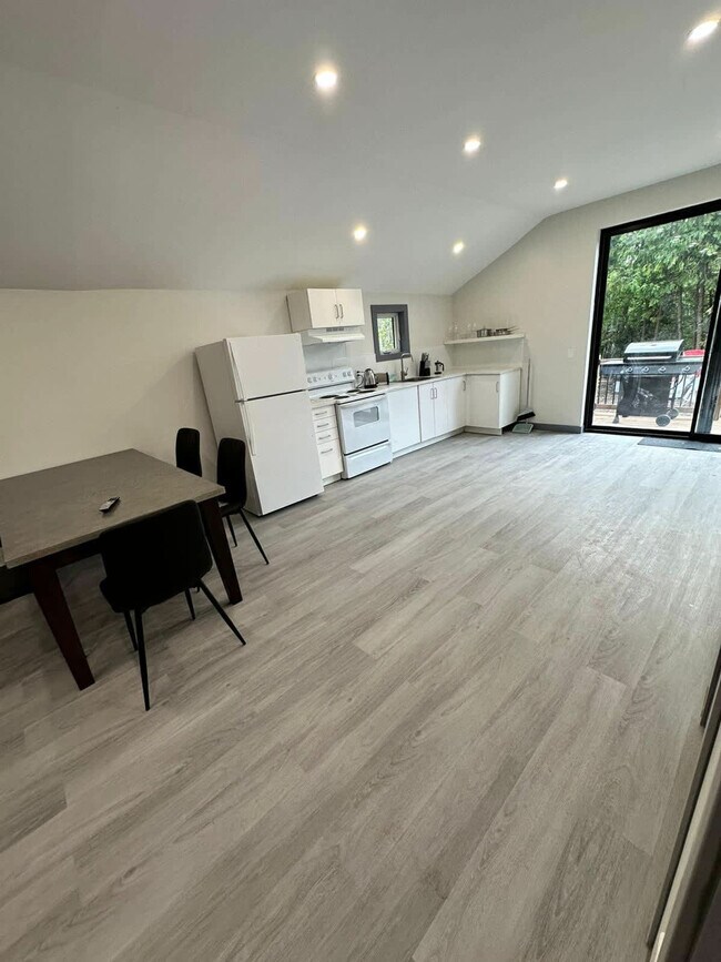 Photo du bâtiment - 1020 Cumberland St