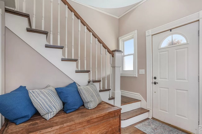 Building Photo - 1035 Jackson St NW