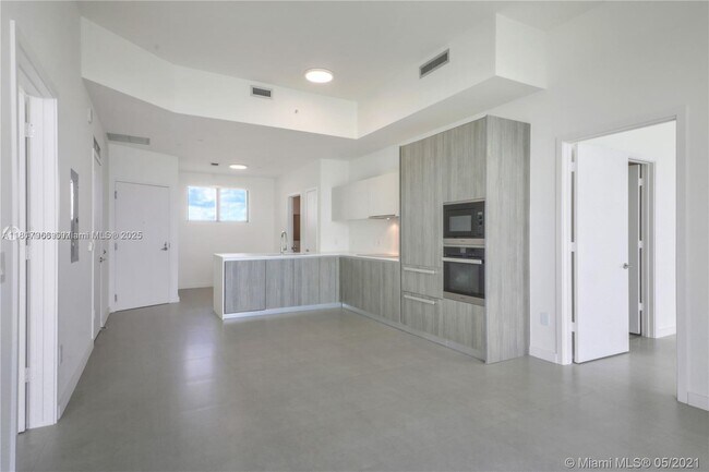 Foto del edificio - 2900 NE 7th Ave