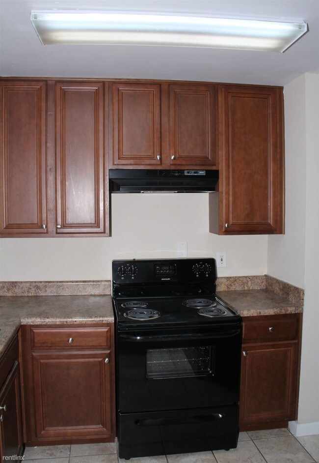 Building Photo - 4 br, 2 bath House - 4077 E Glade Court