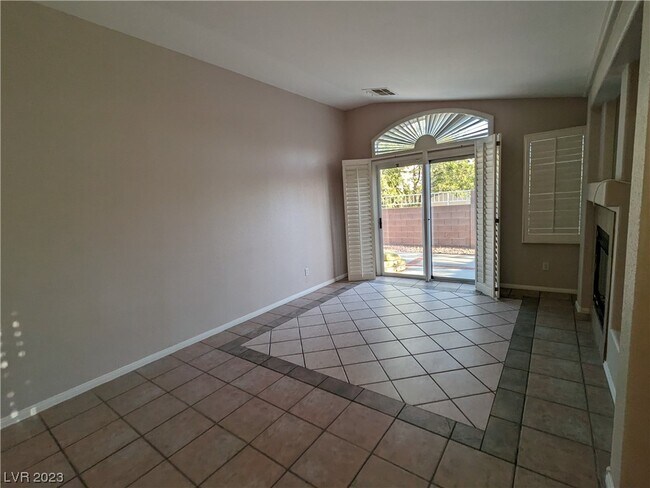 Foto del edificio - 10500 White Heath Ct