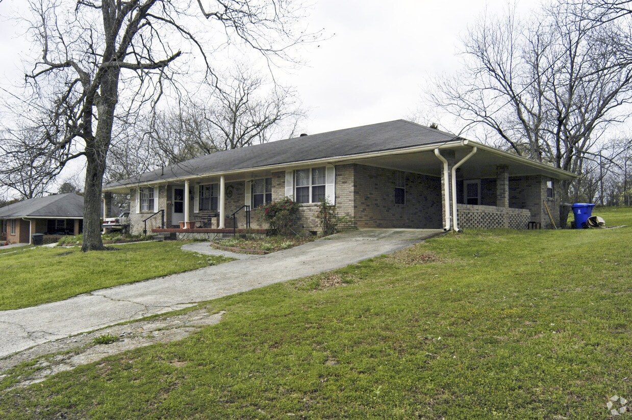 679713 1st Ave, Conyers, GA 30012 Apartments in Conyers, GA