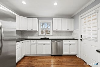 Building Photo - 125 Twin Brook Rd