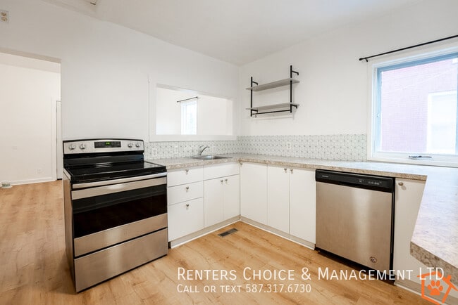 Building Photo - Pet Friendly House, Utilities Included, BONUS INCENTIVE