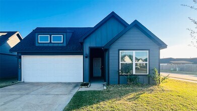 Building Photo - 31639 Featherstone Trl