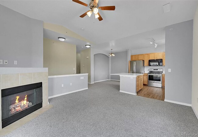 Foto del edificio - 9387 Ashbury Cir