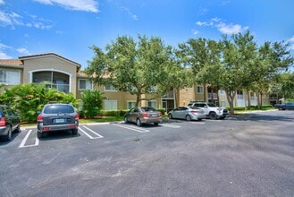 Building Photo - 284 Village Blvd