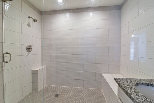 Foto del edificio - Affordable 2 bedroom in North Arlington