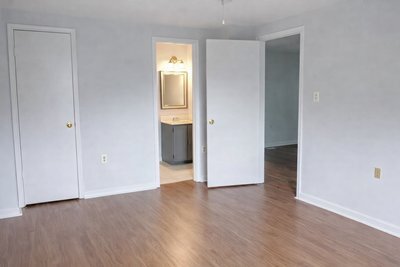 Foto del edificio - 4435 Pembrook Village Dr