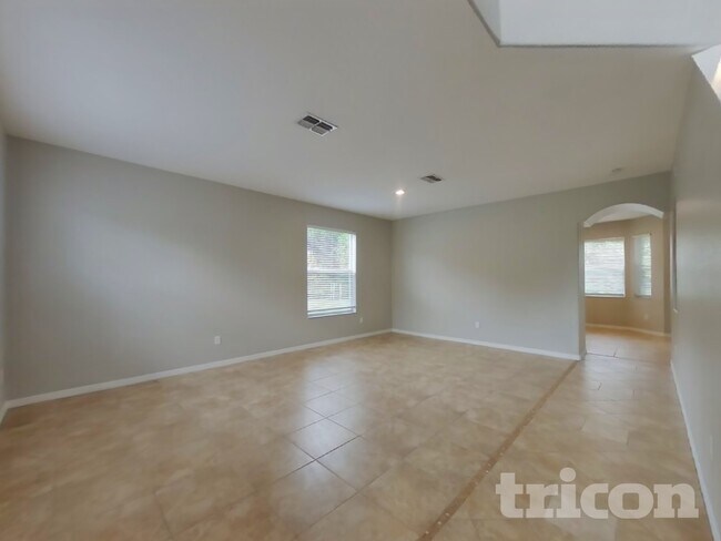 Foto del edificio - 10636 Deerberry Dr