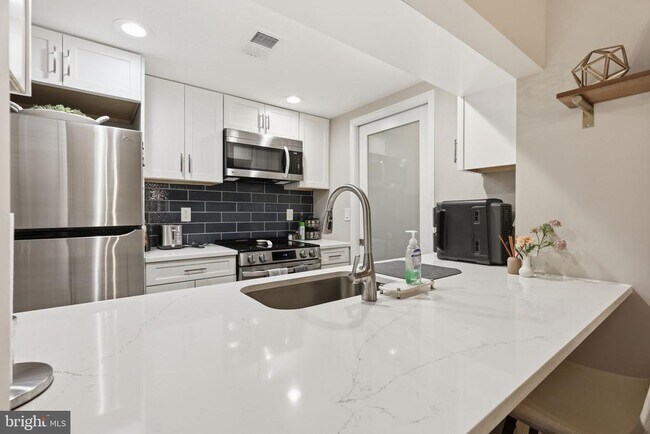 Foto del edificio - 2807 S Woodrow St