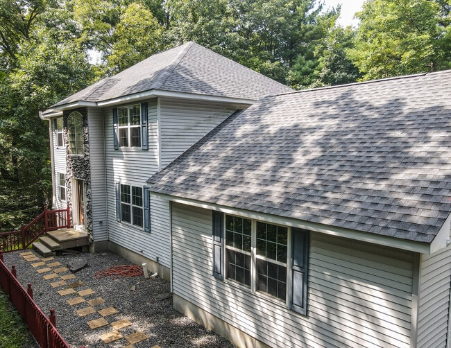 Building Photo - 5000 Reservoir Rd