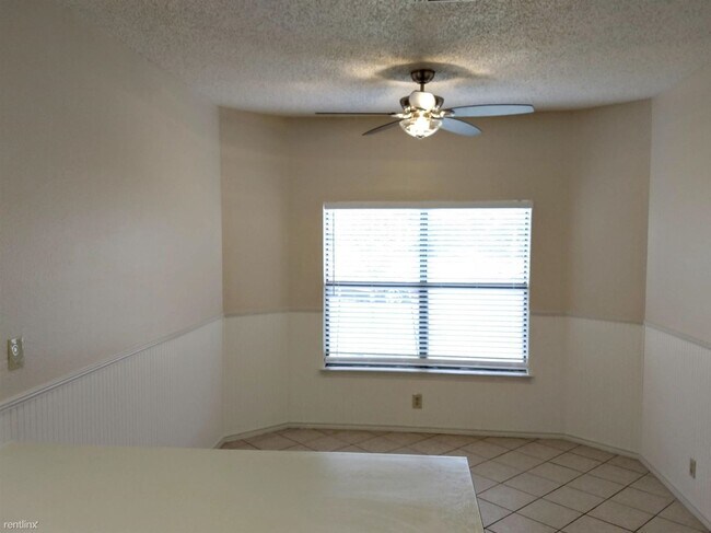 Foto del edificio - 4 br, 2.5 bath House - 16807 Vista Bluff D...