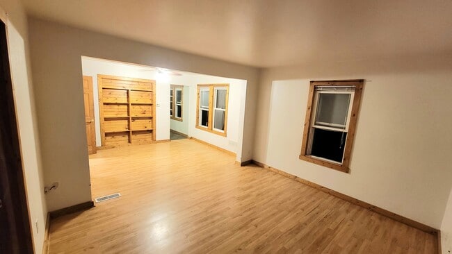 Building Photo - 1213 N 16th St