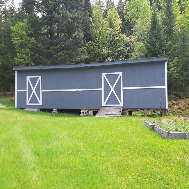 Building Photo - 176 Indian Stream Rd