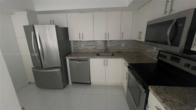 Foto del edificio - 4000 Towerside Terrace