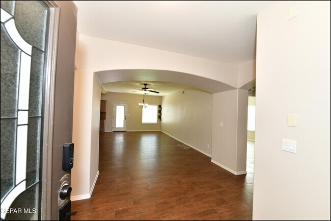 Foto del edificio - 820 Caterick St