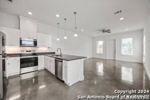 Building Photo - 307 San Salvador Ave