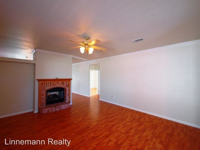Foto del edificio - 3 br, 2 bath House - 2108 Flagstaff Drive