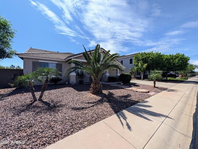 Foto del edificio - 14309 W Caribbean Ln