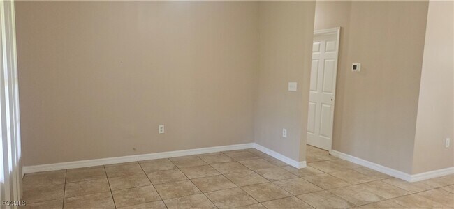 Foto del edificio - 1111 Estate St E