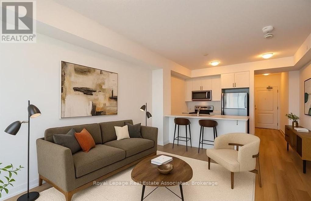 Photo principale - 470 Dundas St E