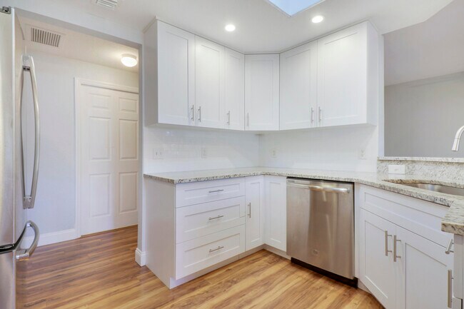 Building Photo - 2730 Anzio Ct