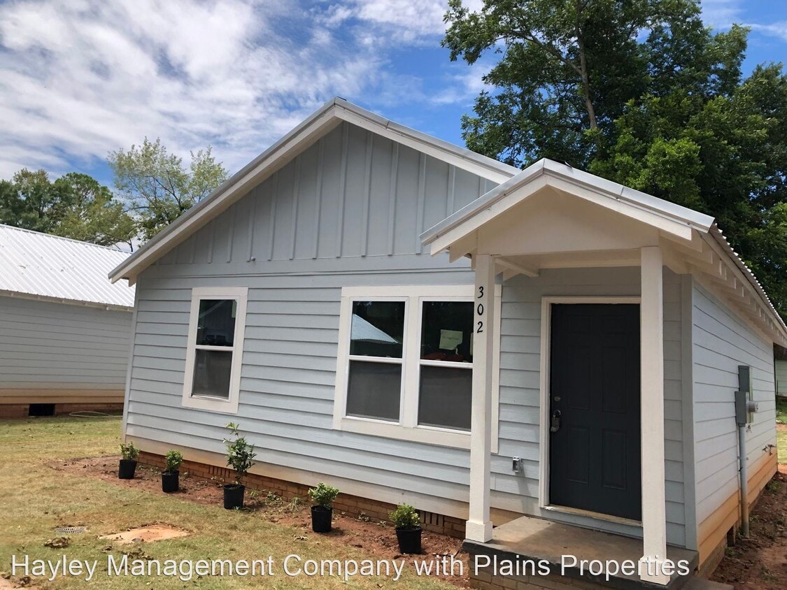 Primary Photo - 2 br, 1 bath House - 302 Edge Ct