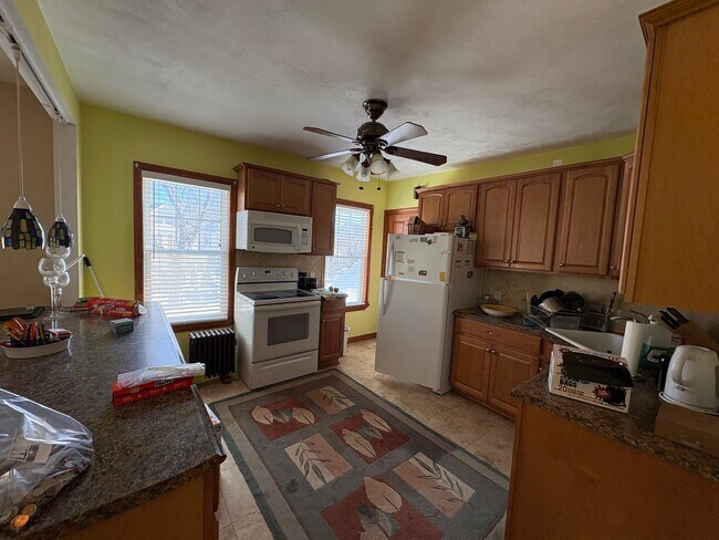 Foto del edificio - 7 Englewood Ave