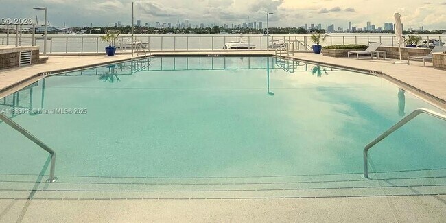 Foto del edificio - 800 West Ave