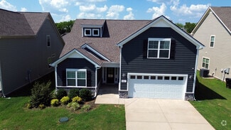 Building Photo - 2431 Hollis Dr