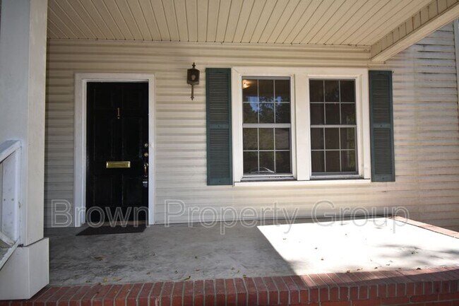Building Photo - 308-1 Hinsdale Ave