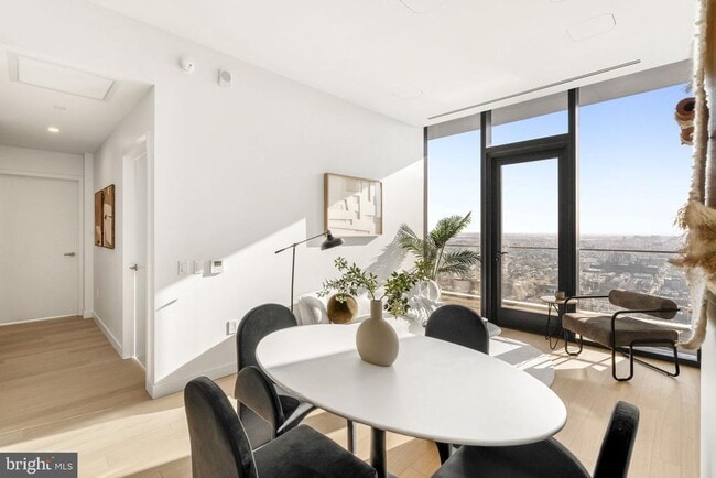 Foto del edificio - 210 S 12th St