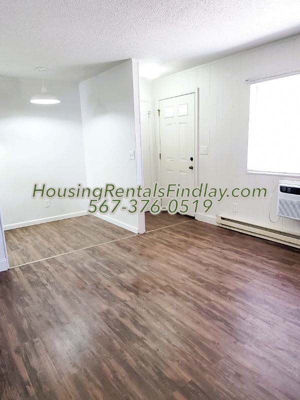 Building Photo - 819 N Cory St