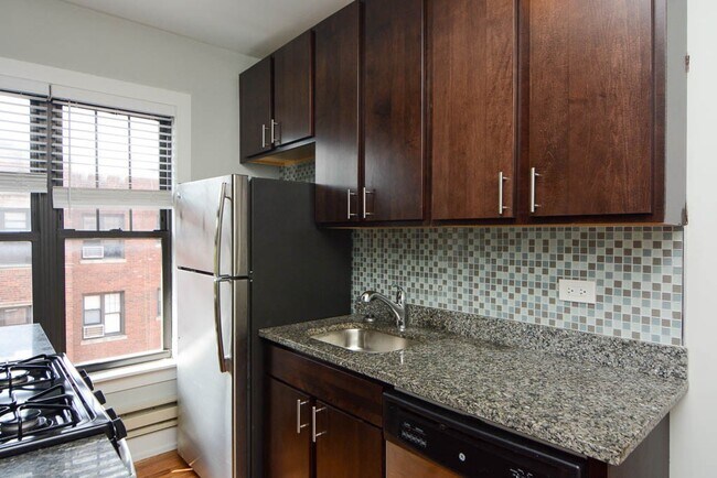 Foto del edificio - 2915 N Mildred Ave