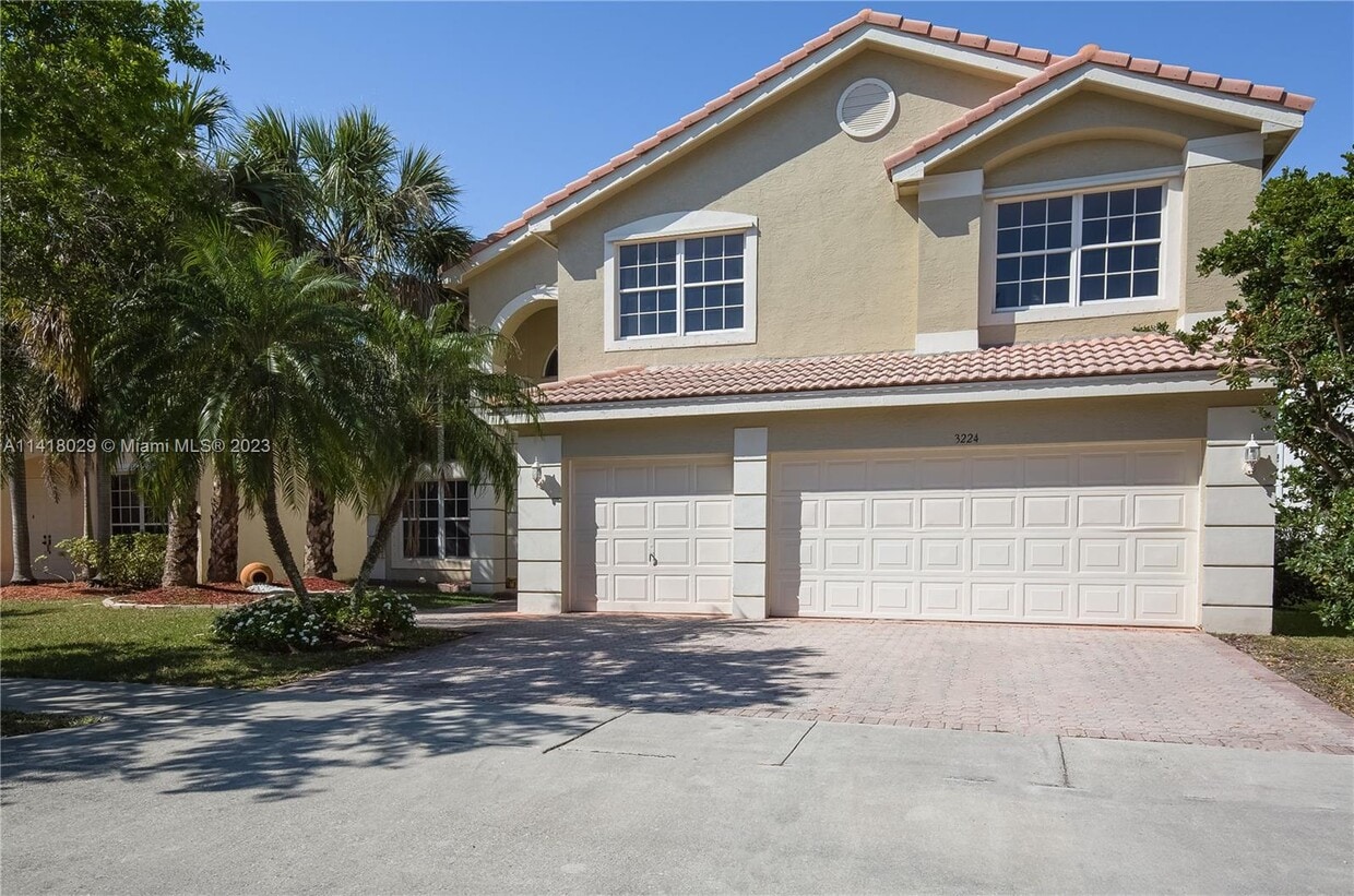 Primary Photo - 3224 SW 175th Ave