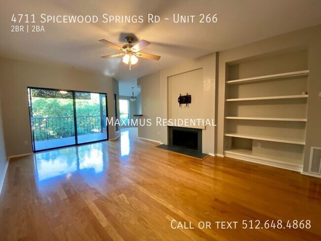 Foto del edificio - 4711 Spicewood Springs Rd