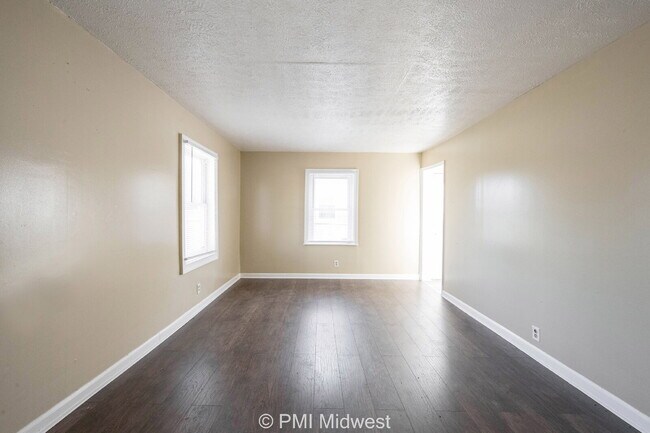 Foto del edificio - "Charming 3-Bedroom Haven in Indianapolis ...