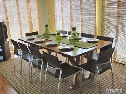 Building Photo - 355 Mill Rd