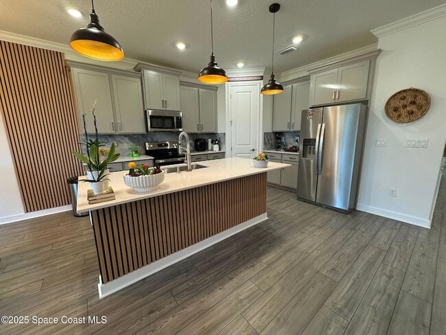 Foto del edificio - 724 Veridian Cir NW