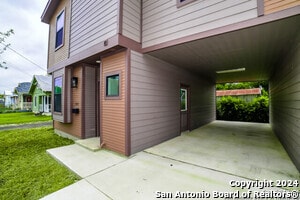 Foto del edificio - 827 Florida St