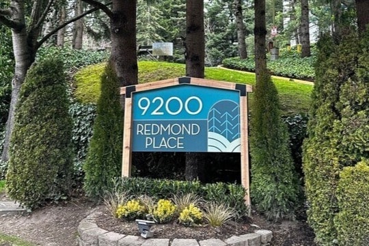 Building Photo - 9200 Redmond Place