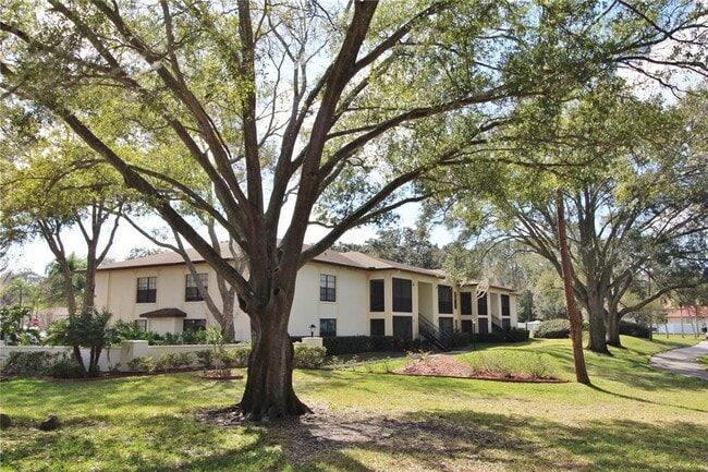 Building Photo - 3400 Crystal Ct W