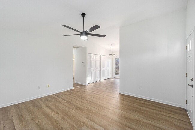 Building Photo - 3126 Arrowhead Dr