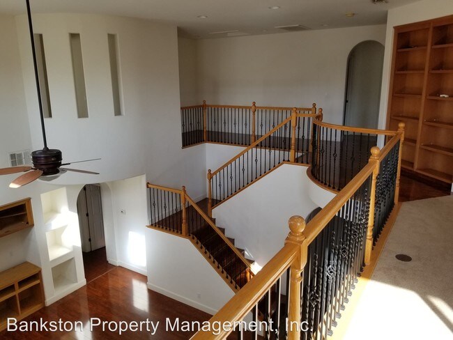 Foto del edificio - 5 br, 3 bath House - 299 Campbell