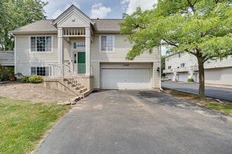 Building Photo - 3399 Ravinia Cir